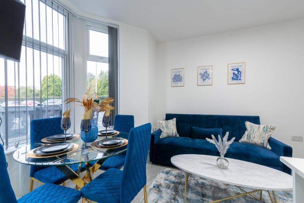 Luxurious Apartments - In Cardiff Esterno foto