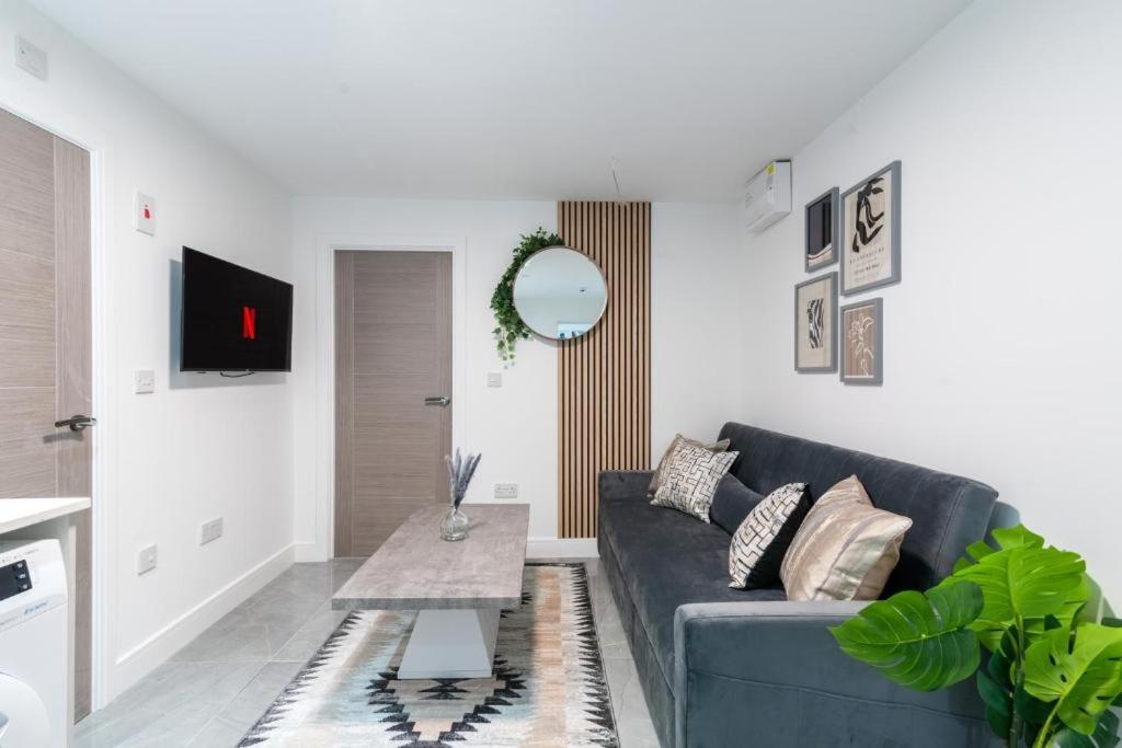 Luxurious Apartments - In Cardiff Esterno foto