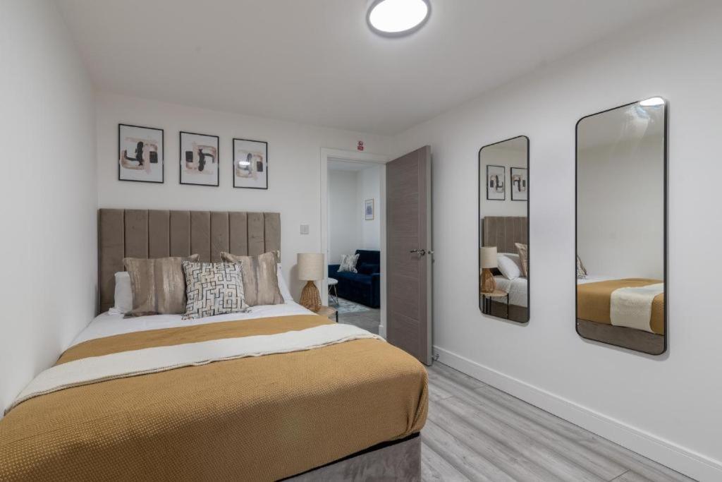 Luxurious Apartments - In Cardiff Esterno foto