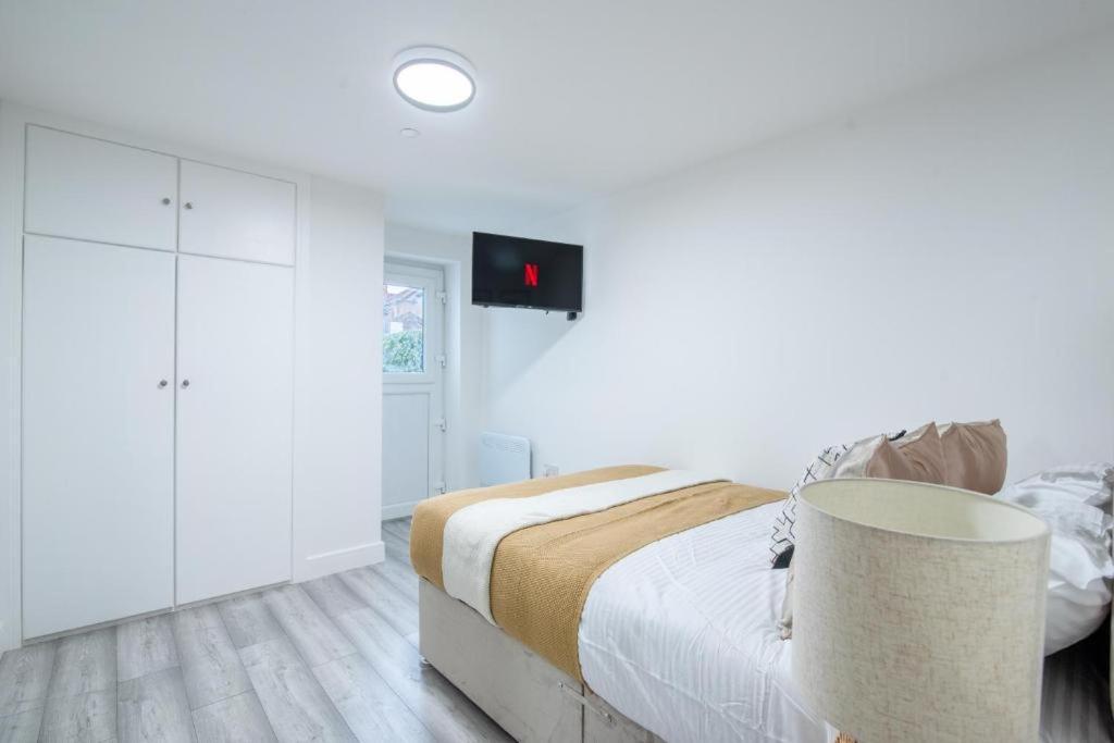 Luxurious Apartments - In Cardiff Esterno foto