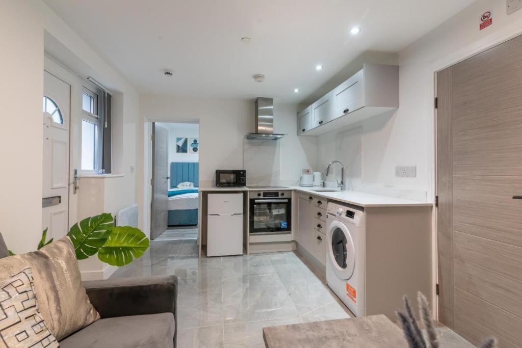 Luxurious Apartments - In Cardiff Esterno foto
